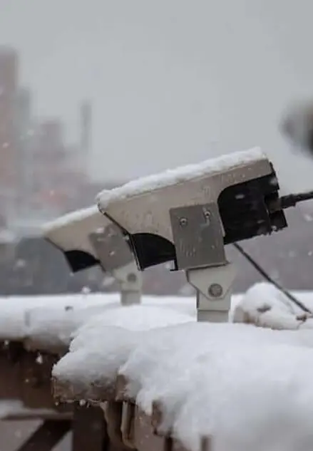 CCTV Camera Application for Extremely Cold Environments